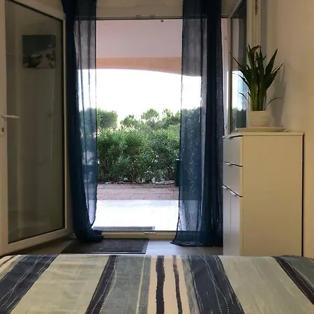 Agay Bay Front Apartman *