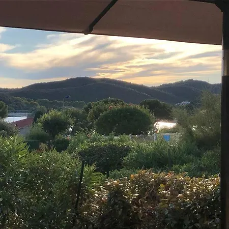 Agay Bay Front Appartement *