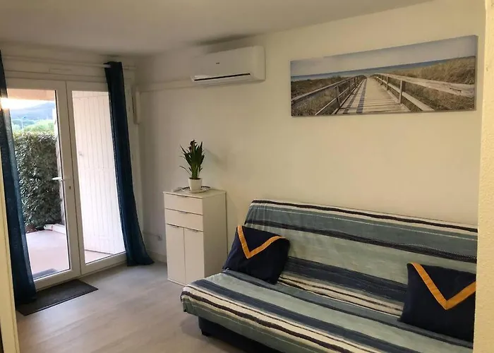 Agay Bay Front Apartamento *